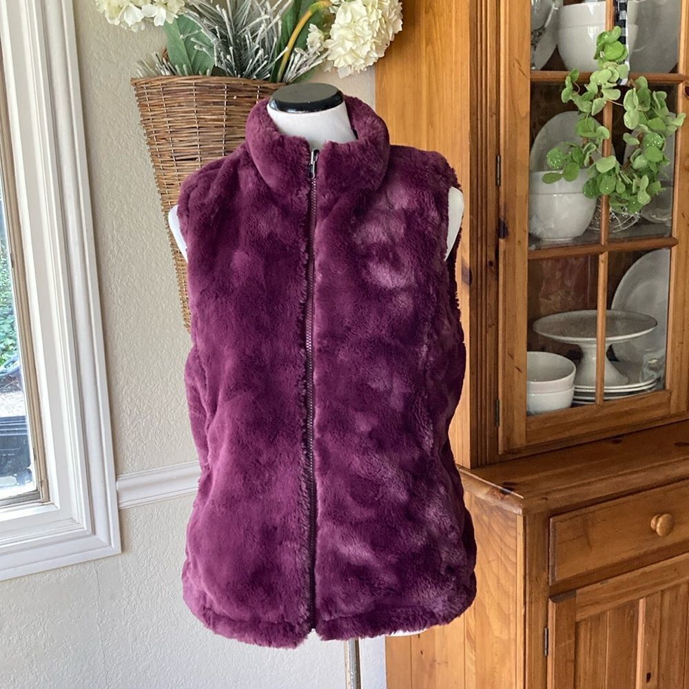 Original Nicole Miller Reversible Faux Fur Puffer Full Zip Vest Women’s M EUC